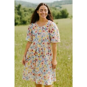 Dip‎ White Colorful Floral Cottagecore Prairie Knee Length Dress Size Medium